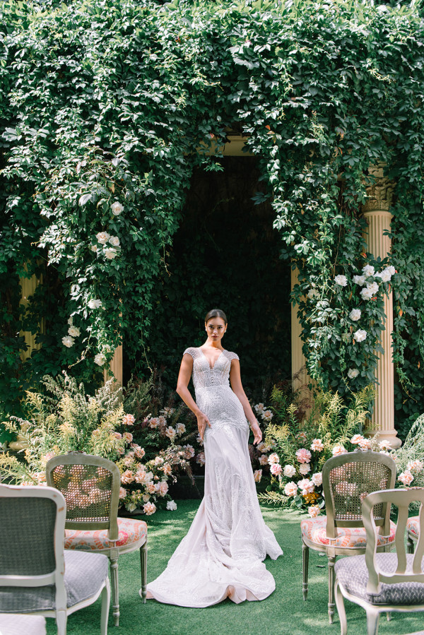 Сияющая кожа — основа свадебного макияжа