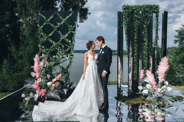 Как выбрать оформление для свадьбы, если нет