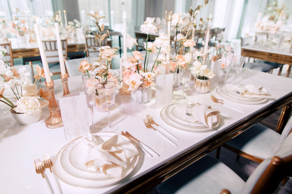 Свадьба Яны и Сергея в оттенках розового