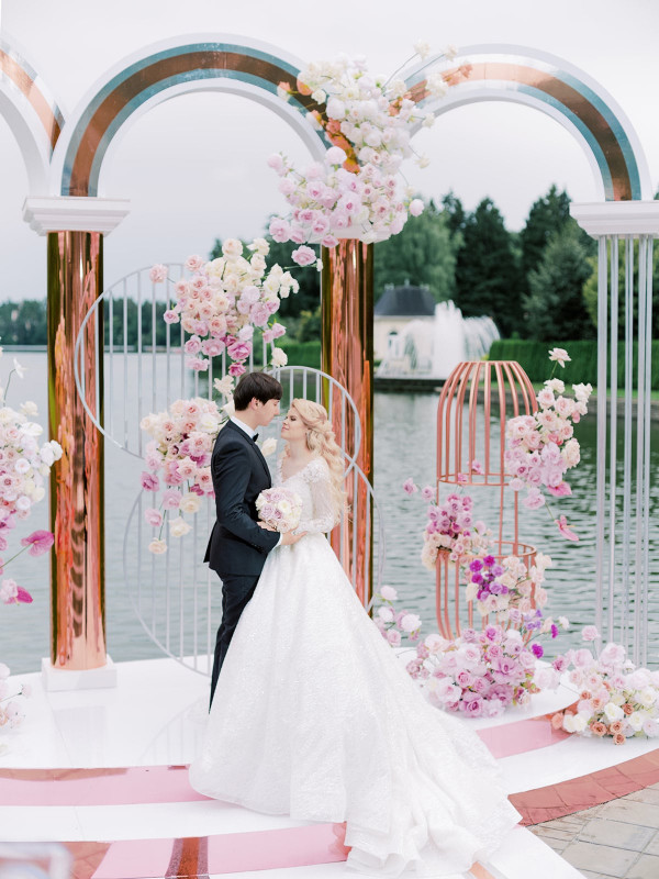 Как выбрать оформление для свадьбы, если нет