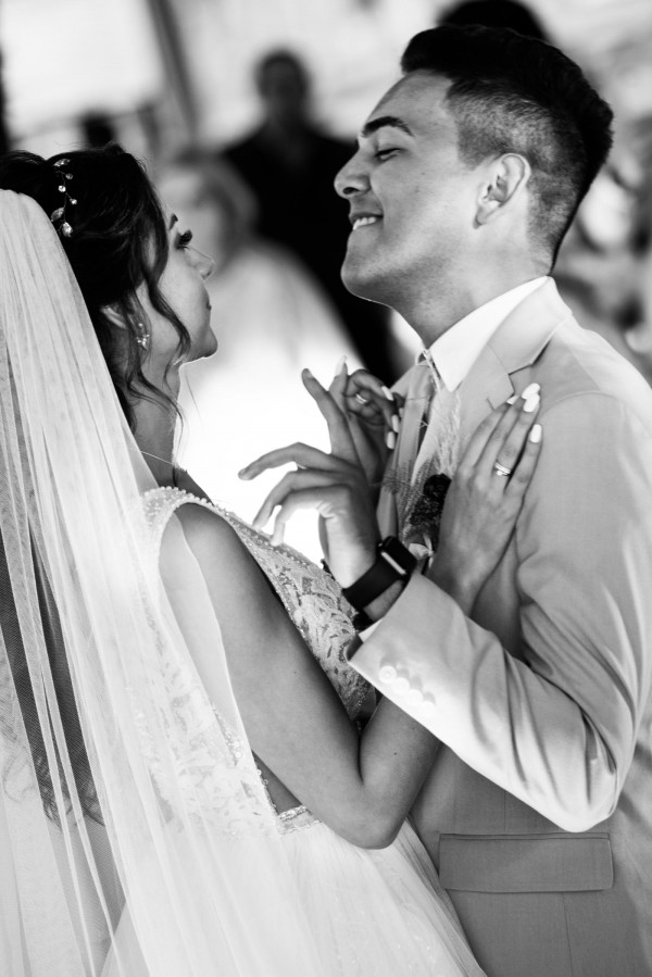 Mulatwedding: в Киеве прошла громкая свадьба ведущего