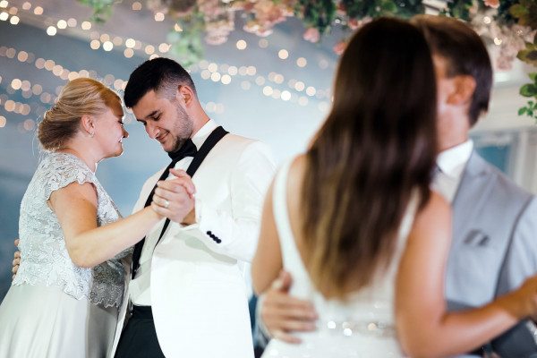 Свадьба Лады и Тимура на озере Сенеж