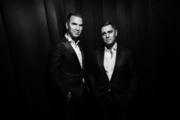 Ведущие Александр Слесарев