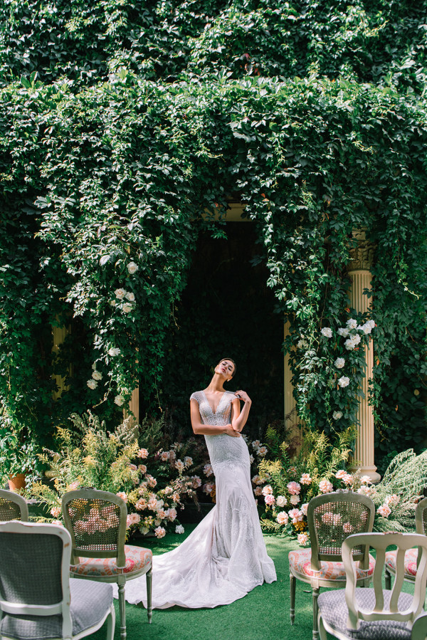 Сияющая кожа — основа свадебного макияжа