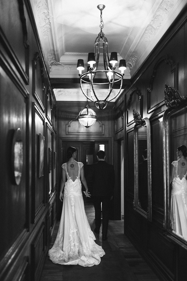 Сияющая кожа — основа свадебного макияжа