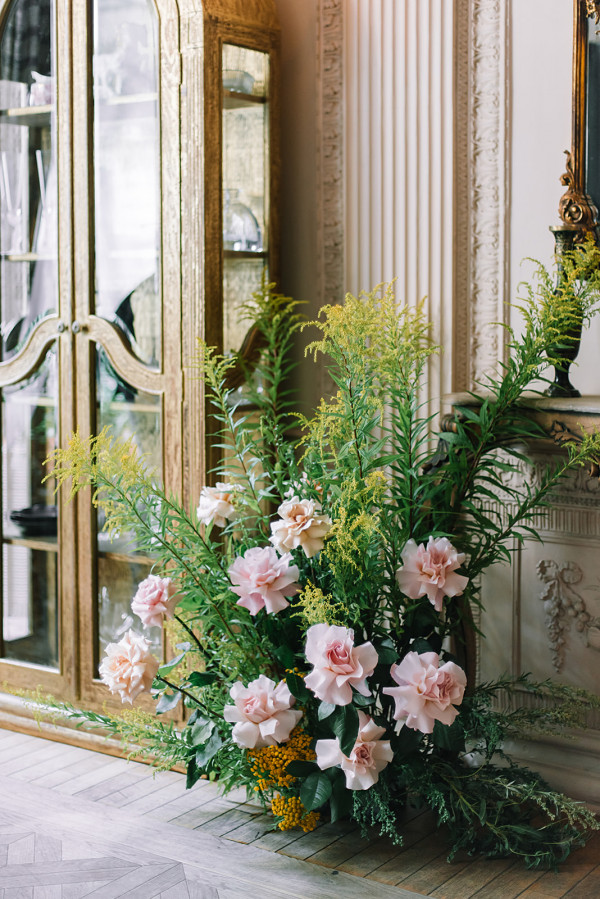 Сияющая кожа — основа свадебного макияжа