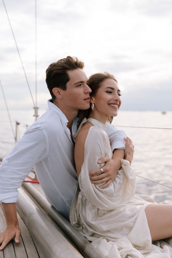 Предсвадебная съемка на яхте