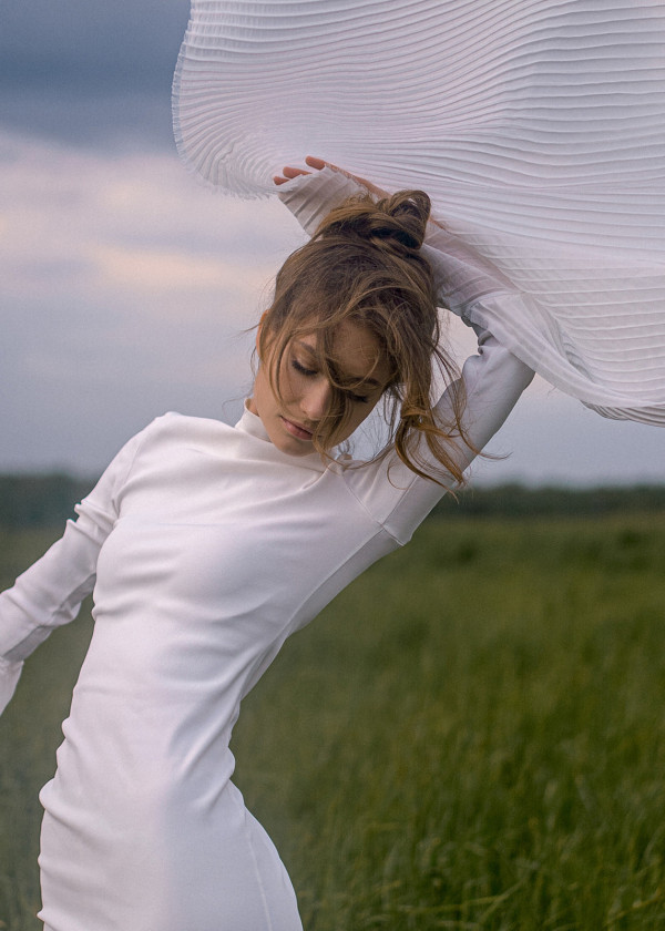 Фото на полароид — идея для предсвадебной