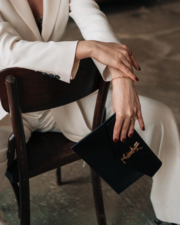 «Зацелованные» губы, легкие смоки и другие осенние