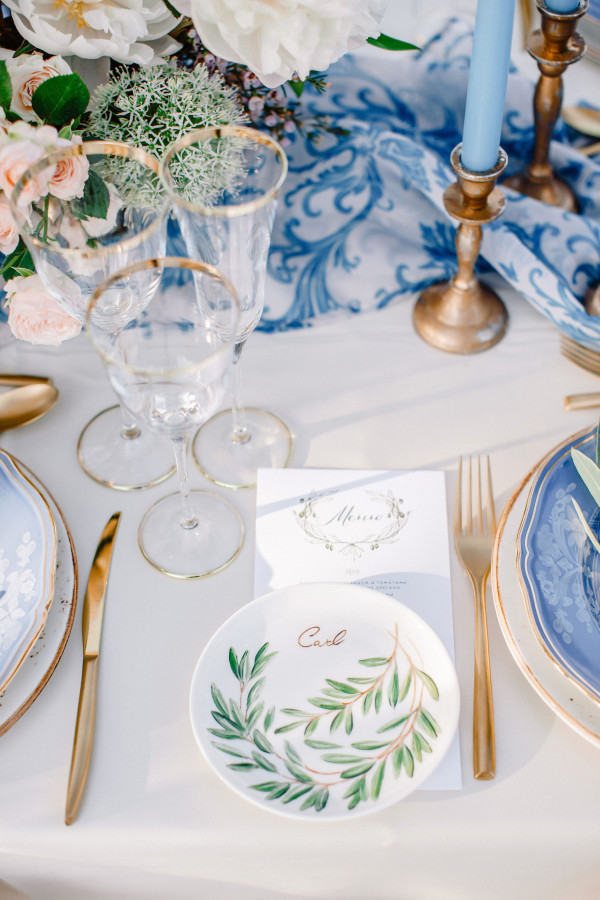 Итальянский свадебный ужин под оливковыми деревьями