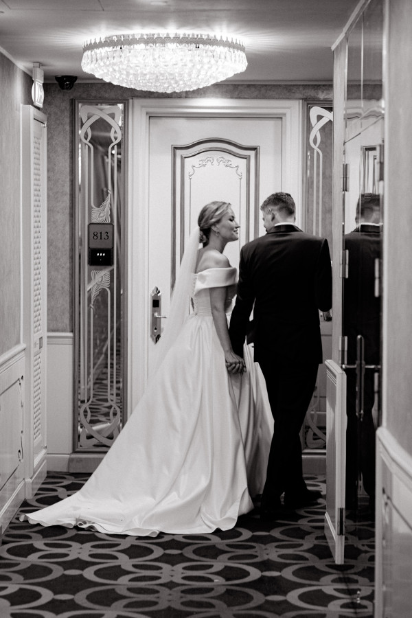 Воздушная свадьба в отеле The St. Regis