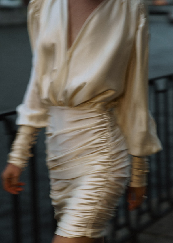 Предсвадебная съемка на катере в Санкт-Петербурге