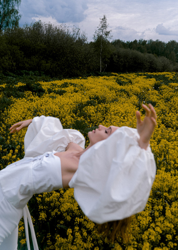 Фото на полароид — идея для предсвадебной