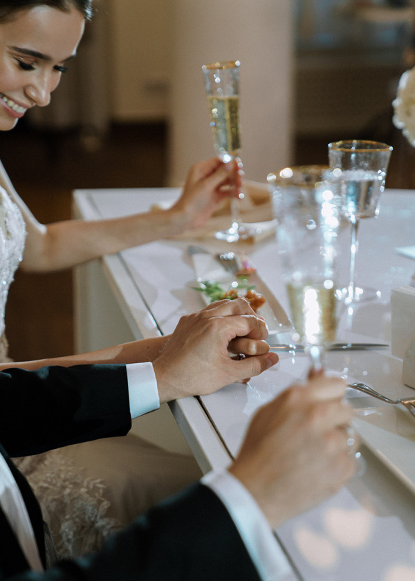 Трогательная церемония в подмосковном особняке