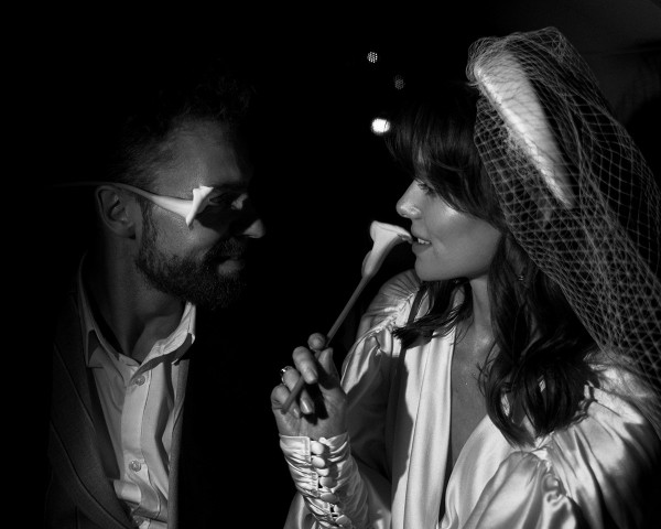 Предсвадебная съемка на катере в Санкт-Петербурге