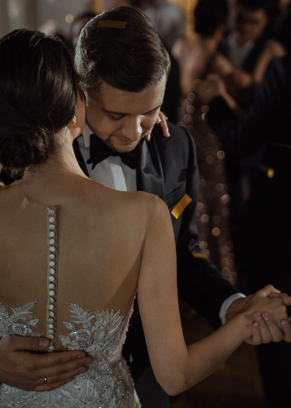 Трогательная церемония в подмосковном особняке