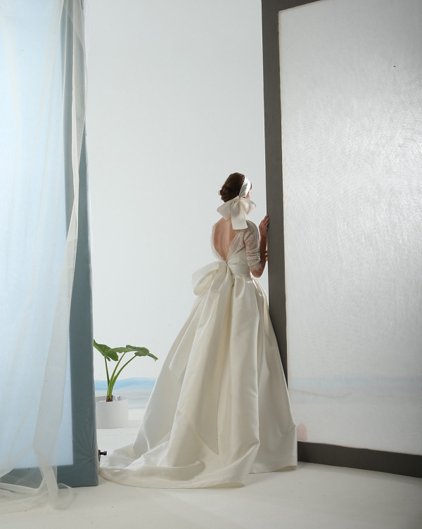 Принцесса или греческая богиня? Показываем новые платья