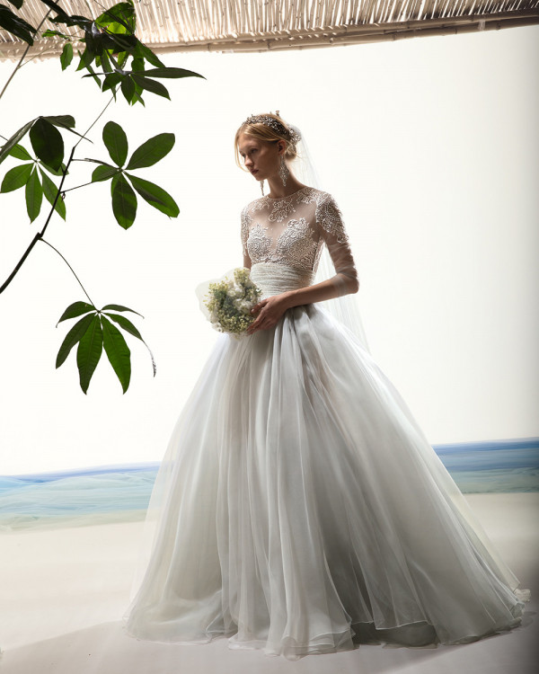 Принцесса или греческая богиня? Показываем новые платья