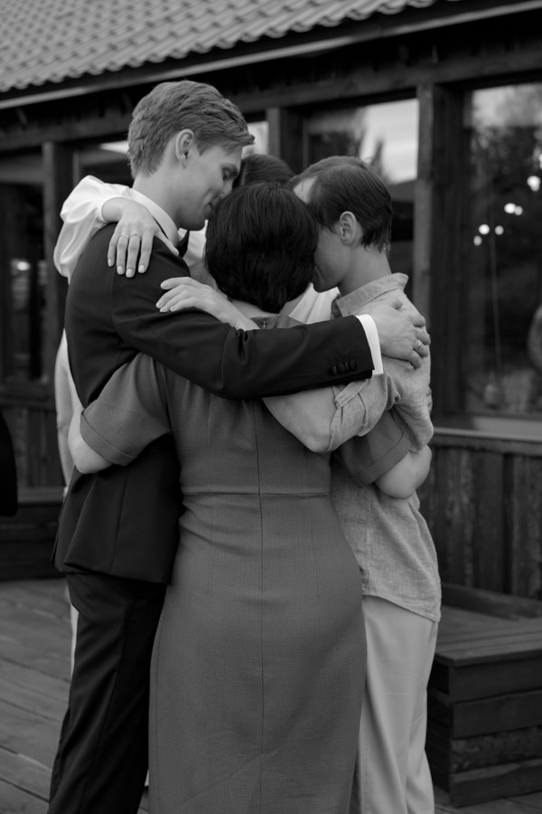 Из города на природу: свадебный ужин в