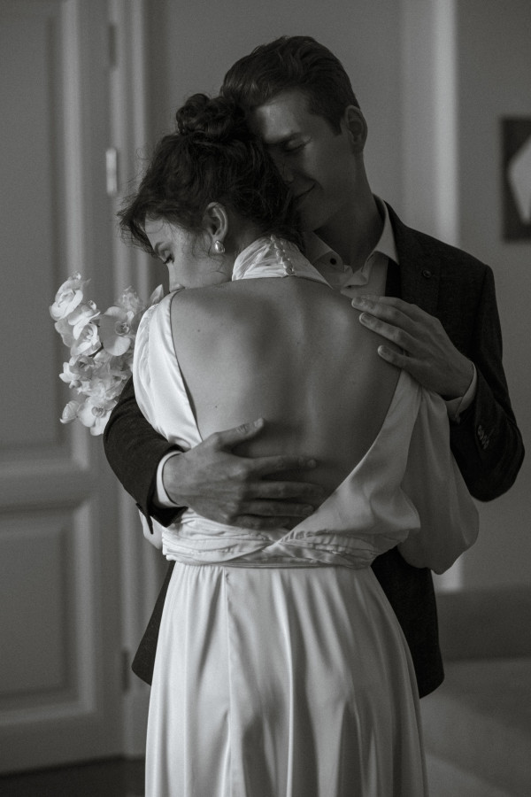 Свадебная серия в пасмурном Петербурге от Анны