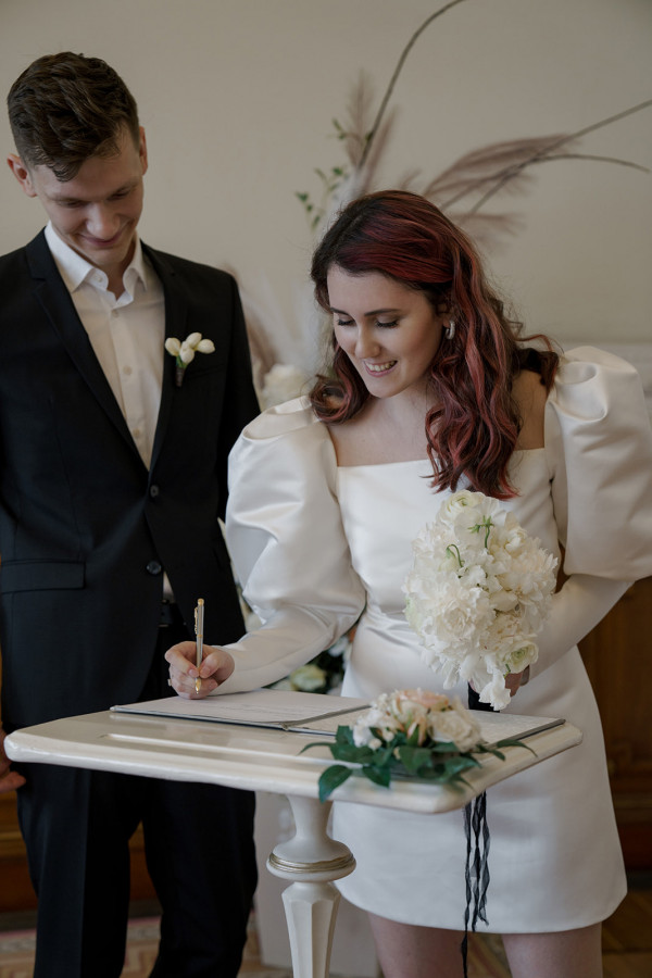 Черные босоножки, дождливый Петербург и свадьба с