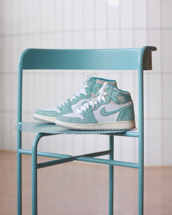 Небанальные кеды и кроссовки для удобного свадебного