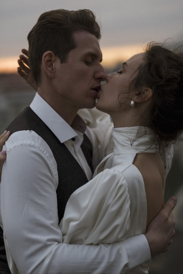 Свадебная серия в пасмурном Петербурге от Анны