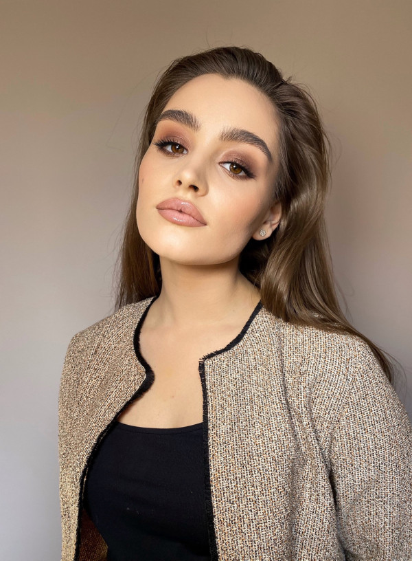 Стилисты Алена Васильева