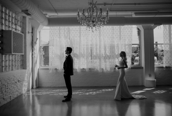 Свадьба в Чикаго с черно-белым дресскодом