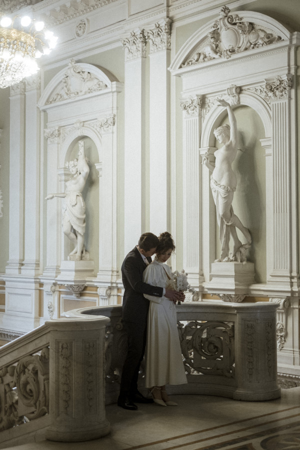 Свадебная серия в пасмурном Петербурге от Анны