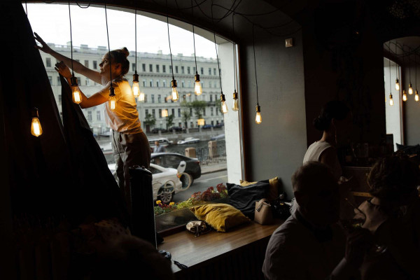 Камерная свадьба в частном баре