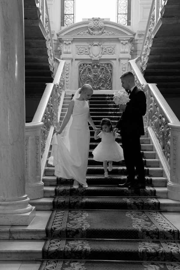 Лена, Паша и Амели. Трогательный свадебный день