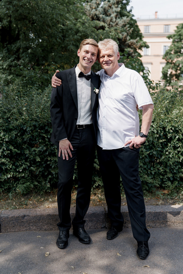 Из города на природу: свадебный ужин в