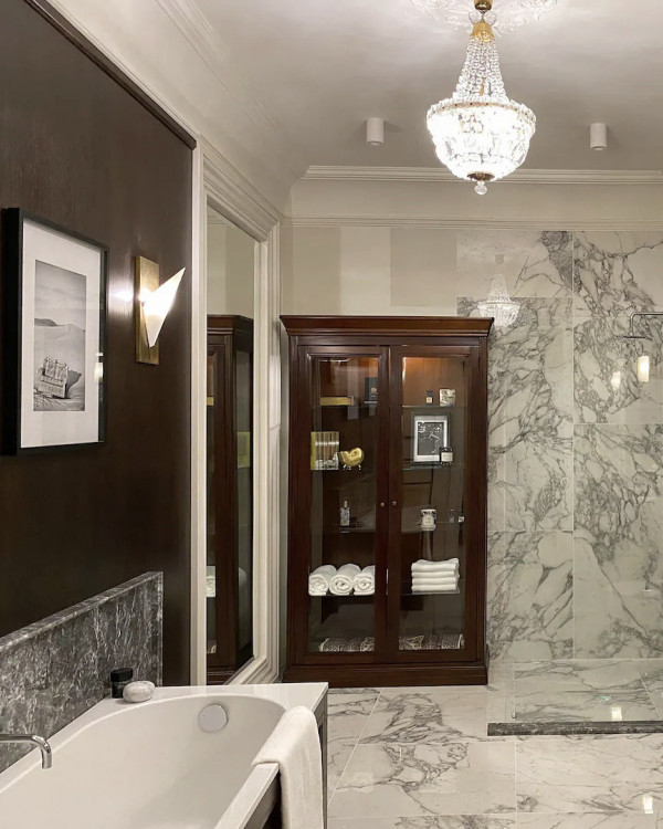 Свадьба в Петербурге. Где остановиться молодоженам, если