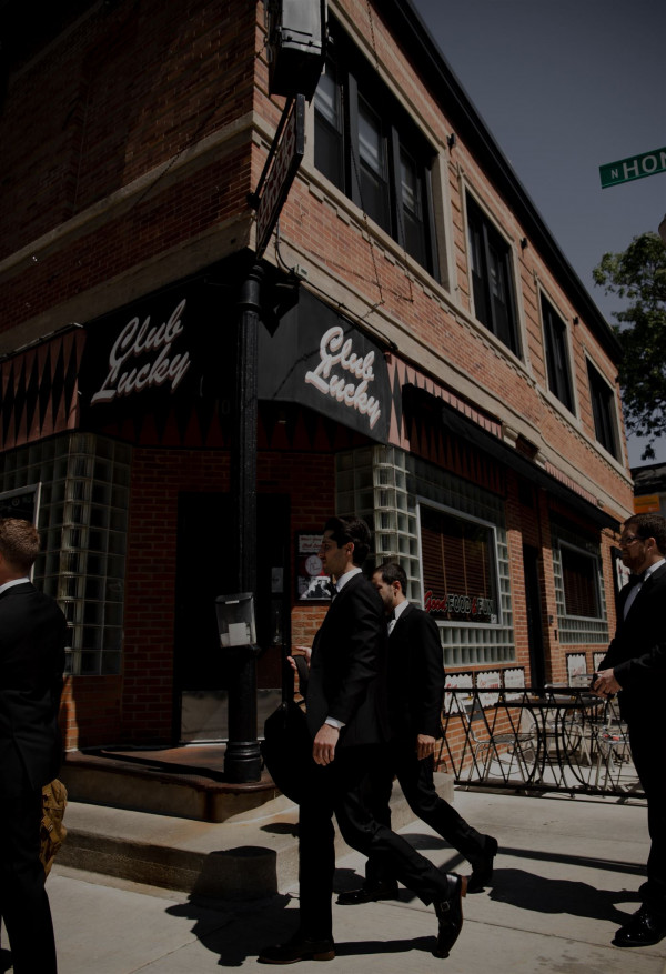 Свадьба в Чикаго с черно-белым дресскодом