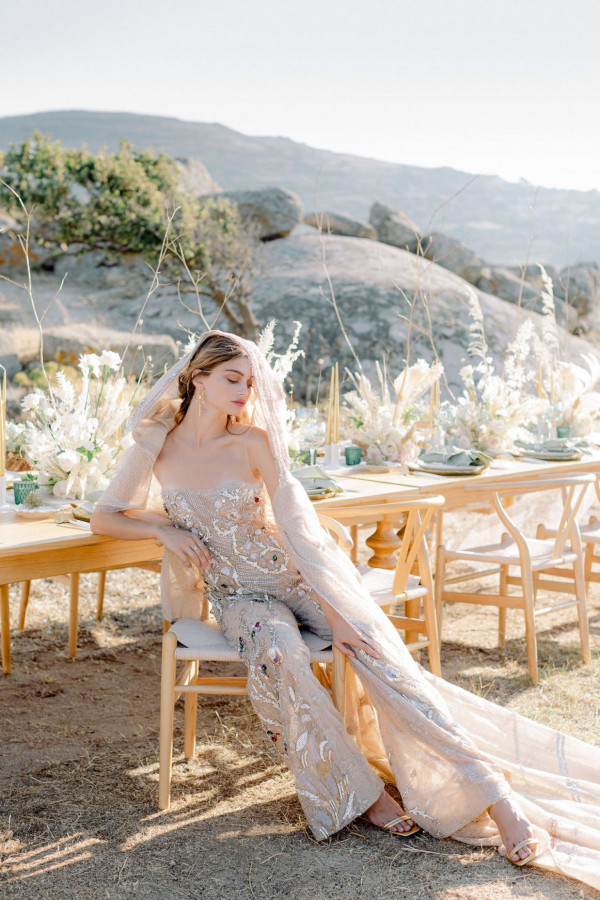 Любовное посвящение от Anna Roussos