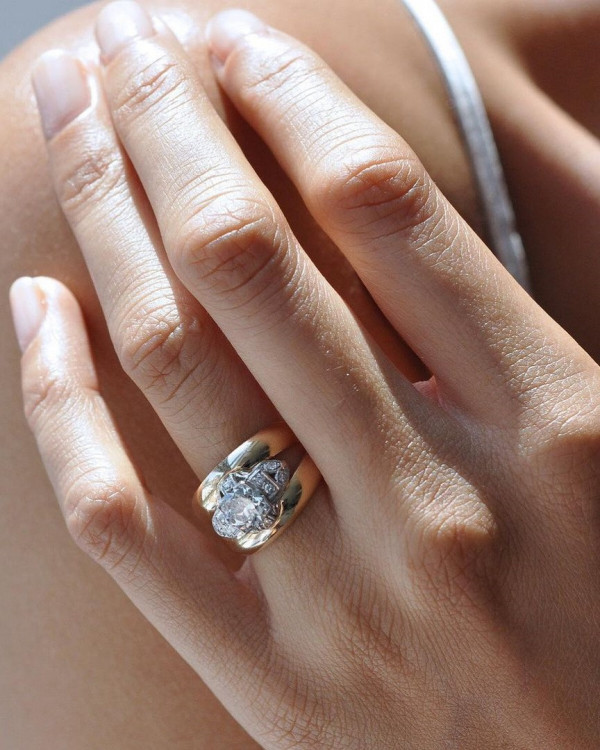 Помолвочные кольца от дизайнеров из разных уголков