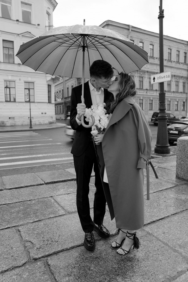 Черные босоножки, дождливый Петербург и свадьба с