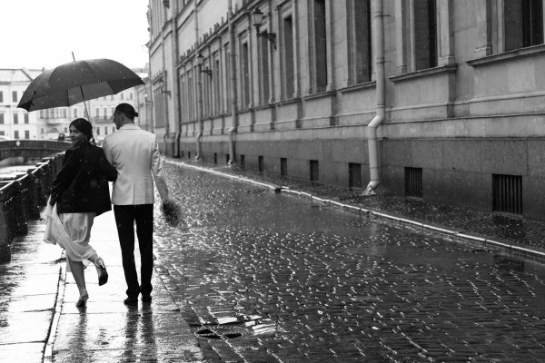 Дерзкая свадебная съемка. Черно-белые кадры Павла Голубничего