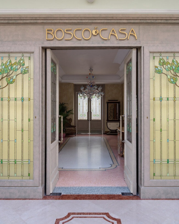 Где купить подарок на свадьбу?