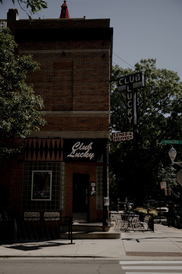 Свадьба в Чикаго с черно-белым дресскодом