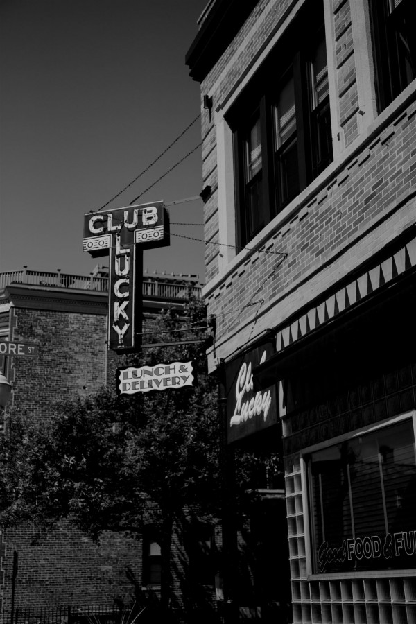 Свадьба в Чикаго с черно-белым дресскодом