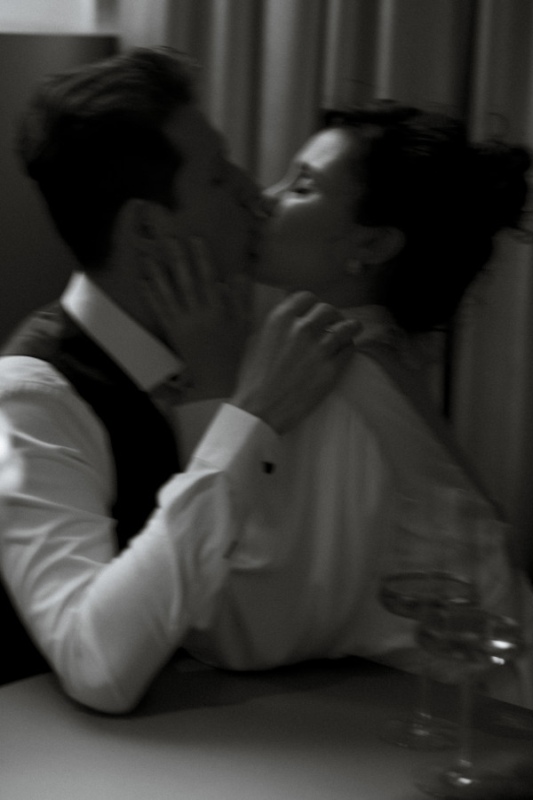 Свадебная серия в пасмурном Петербурге от Анны