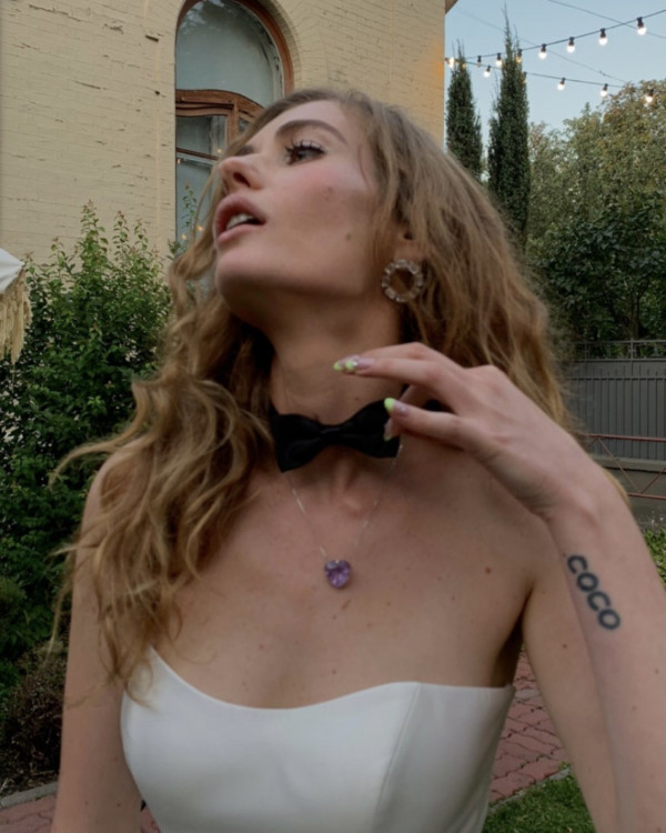 Первые кадры со свадьбы певицы Луны