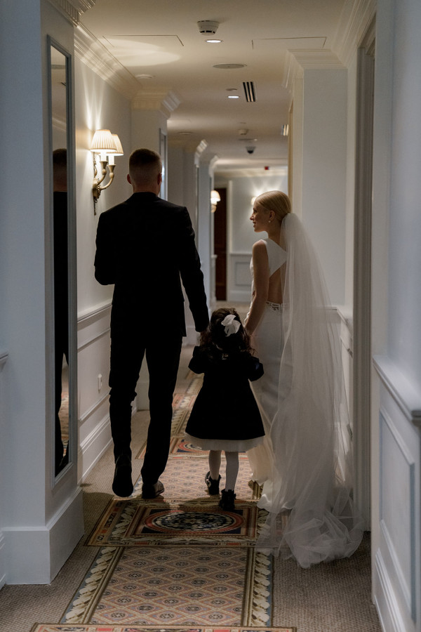 Лена, Паша и Амели. Трогательный свадебный день