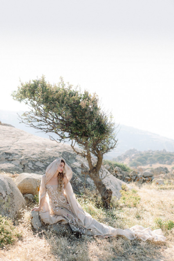 Любовное посвящение от Anna Roussos