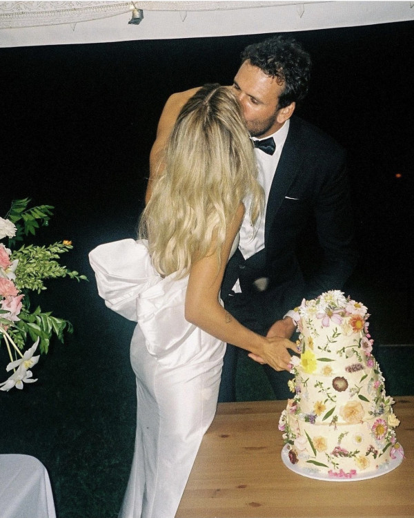 7 свежих идей для свадебного торта