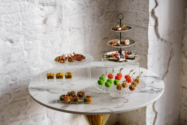 Кейтеринг Хангри Вульф