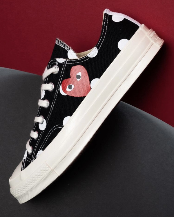 Небанальные кеды и кроссовки для удобного свадебного