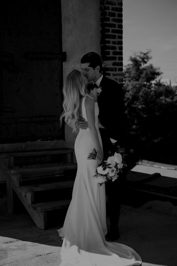 Свадьба в Чикаго с черно-белым дресскодом